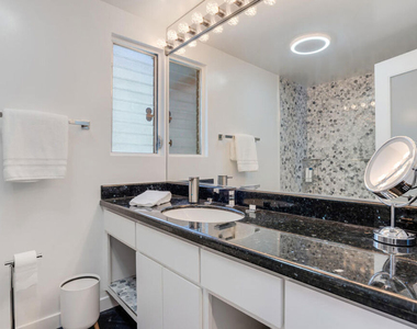 22705 Crespi Street - Photo Thumbnail 27