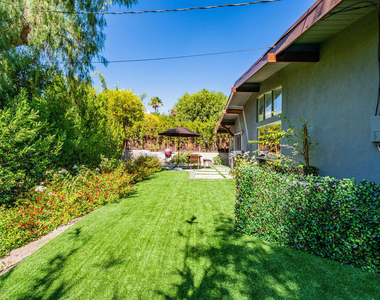 22705 Crespi Street - Photo Thumbnail 25