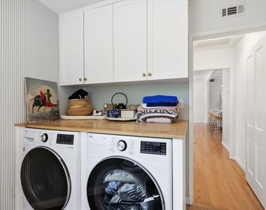 3240 Tilden Avenue - Photo Thumbnail 24