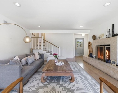 3240 Tilden Avenue - Photo Thumbnail 8