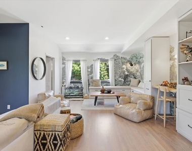 3240 Tilden Avenue - Photo Thumbnail 31