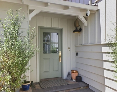 3240 Tilden Avenue - Photo Thumbnail 3