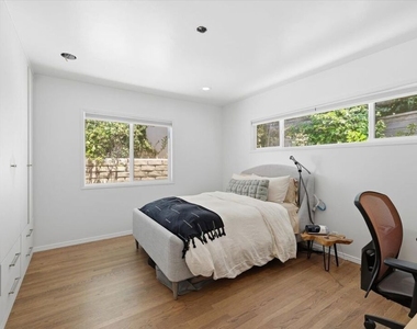 3240 Tilden Avenue - Photo Thumbnail 41