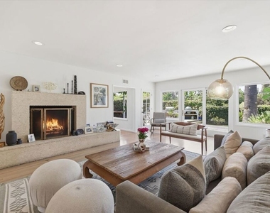 3240 Tilden Avenue - Photo Thumbnail 6