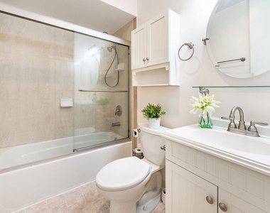 6505 Green Valley Circle - Photo Thumbnail 17
