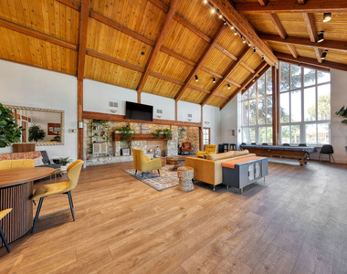 6505 Green Valley Circle - Photo Thumbnail 21