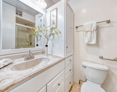6505 Green Valley Circle - Photo Thumbnail 20