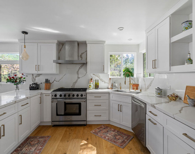 20402 Paradise Lane - Photo Thumbnail 11