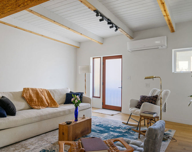20402 Paradise Lane - Photo Thumbnail 16