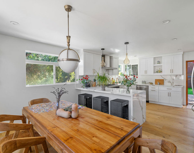 20402 Paradise Lane - Photo Thumbnail 8