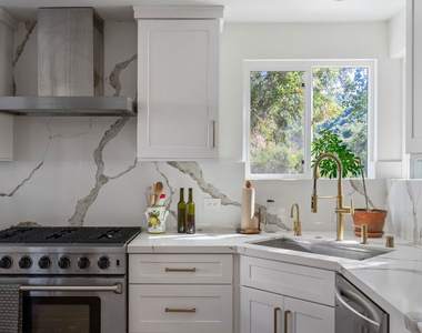 20402 Paradise Lane - Photo Thumbnail 12