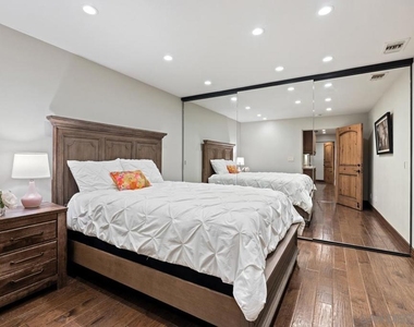 7964 Prospect - Photo Thumbnail 37