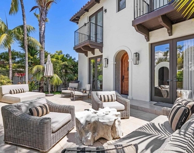 227 Neptune Ave - Photo Thumbnail 1