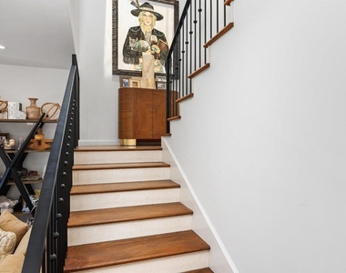 227 Neptune Ave - Photo Thumbnail 17