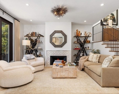227 Neptune Ave - Photo Thumbnail 5