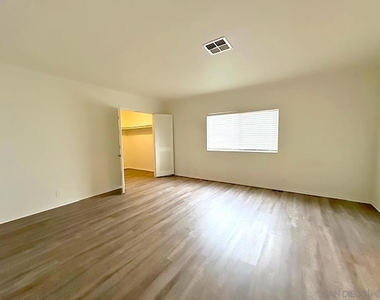 3421 Don Cota Drive - Photo Thumbnail 9