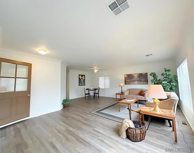 3421 Don Cota Drive - Photo Thumbnail 3