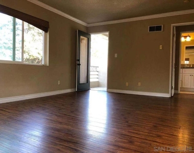 7425 Charmant Dr - Photo Thumbnail 5