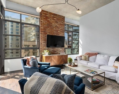 1050 Island Ave - Photo Thumbnail 9