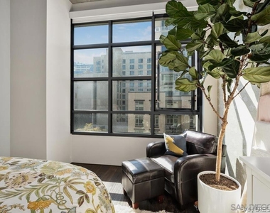 1050 Island Ave - Photo Thumbnail 15