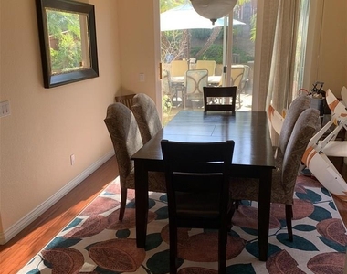 17136 Patina Street - Photo Thumbnail 5
