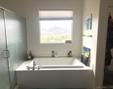 4633 Quiet Ridge Lane - Photo Thumbnail 14