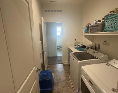 4633 Quiet Ridge Lane - Photo Thumbnail 19