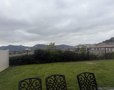 4633 Quiet Ridge Lane - Photo Thumbnail 8