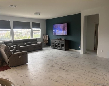 4633 Quiet Ridge Lane - Photo Thumbnail 5