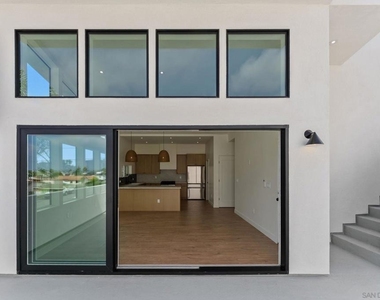 1826 Chico St - Photo Thumbnail 2