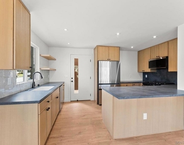 4050 Sequoia St - Photo Thumbnail 9