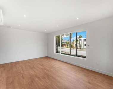 4050 Sequoia St - Photo Thumbnail 4