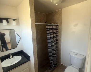 528 Palomar Street - Photo Thumbnail 7