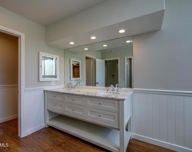 3046 Winding Lane - Photo Thumbnail 17