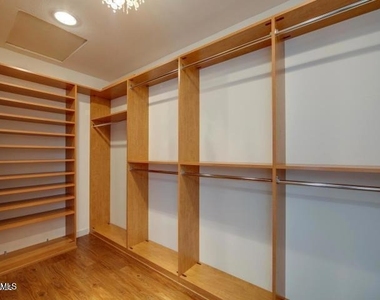 3046 Winding Lane - Photo Thumbnail 16