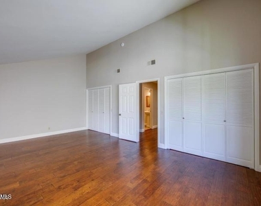 3046 Winding Lane - Photo Thumbnail 20