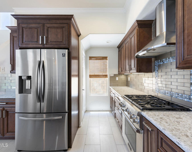 2946 Venezia Lane - Photo Thumbnail 14