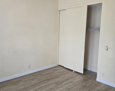 3166 Black Hills Court - Photo Thumbnail 21