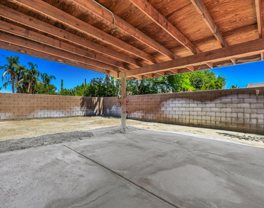 47820 Calle Zafiro - Photo Thumbnail 28