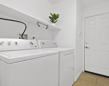 47820 Calle Zafiro - Photo Thumbnail 23