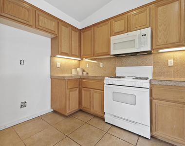 47820 Calle Zafiro - Photo Thumbnail 12