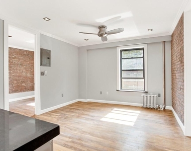 East 108th Street - Photo Thumbnail 3