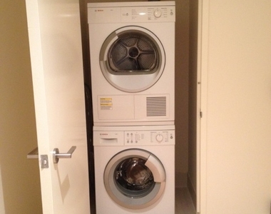 400 West 63rd Street - Photo Thumbnail 4