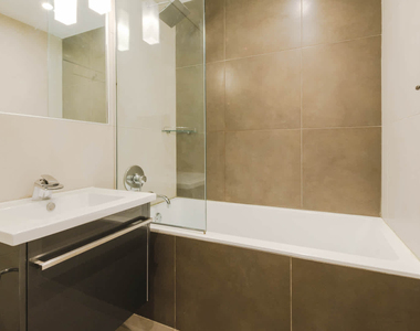 431 W 37th Street - Photo Thumbnail 10