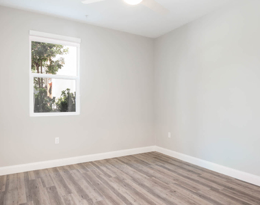4275 Mission Bay Drive - Photo Thumbnail 14