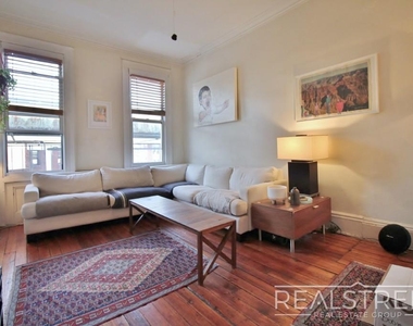 1154 Myrtle Avenue - Photo Thumbnail 1