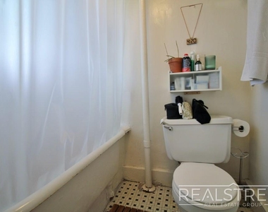 1154 Myrtle Avenue - Photo Thumbnail 7