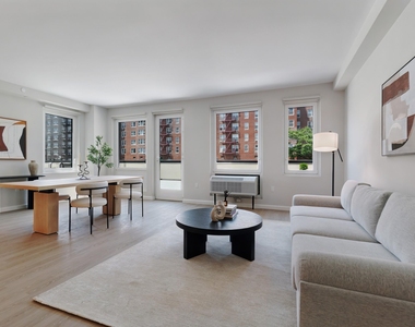 183-03 Hillside Avenue - Photo Thumbnail 14