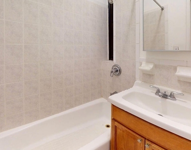 West 83 Street - Photo Thumbnail 5