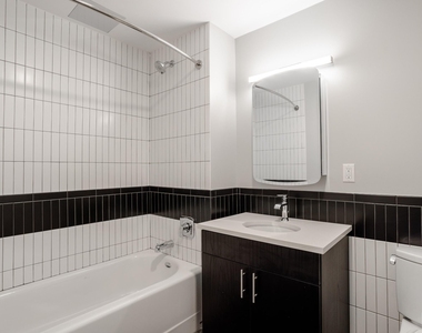 183-03 Hillside Avenue - Photo Thumbnail 11